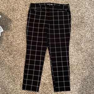 Old Navy Pixie pants NWOT